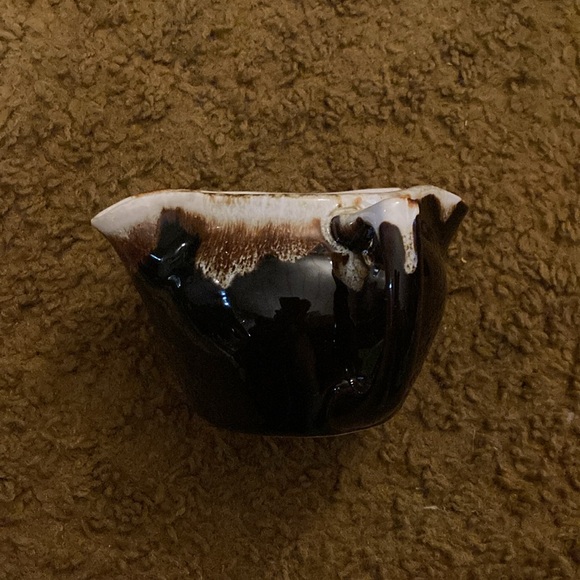 Gravy bowl by Pfaltzgraff in brown and cream - Picture 2 of 6